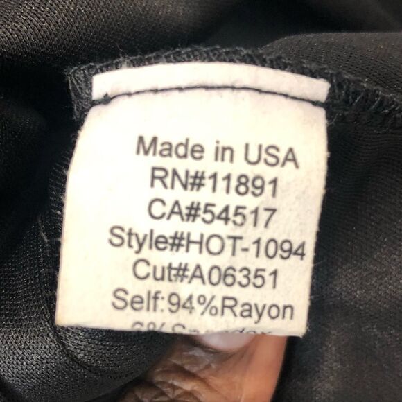 NWT Bailey 44 Evereve black short sleeve cutout shoulder dress, size medium - Picture 11 of 16